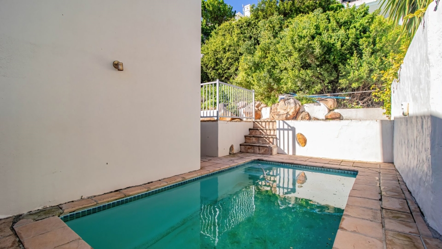 To Let 4 Bedroom Property for Rent in Camps Bay Western Cape